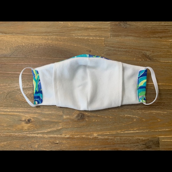 Face mask with filter pocket - Picture 2 of 2